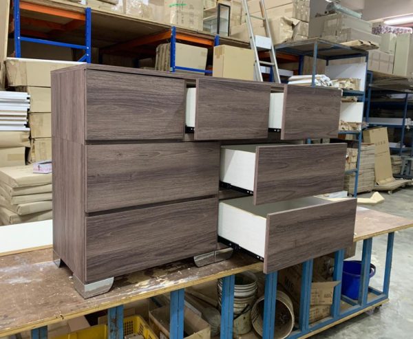 Andrew Chest of Drawers 08